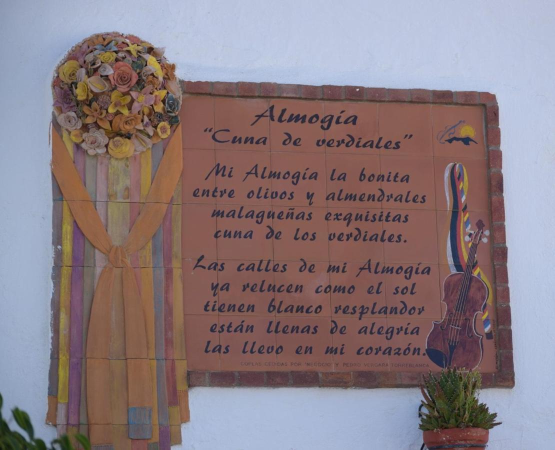 Almogía Morales Cottage מראה חיצוני תמונה